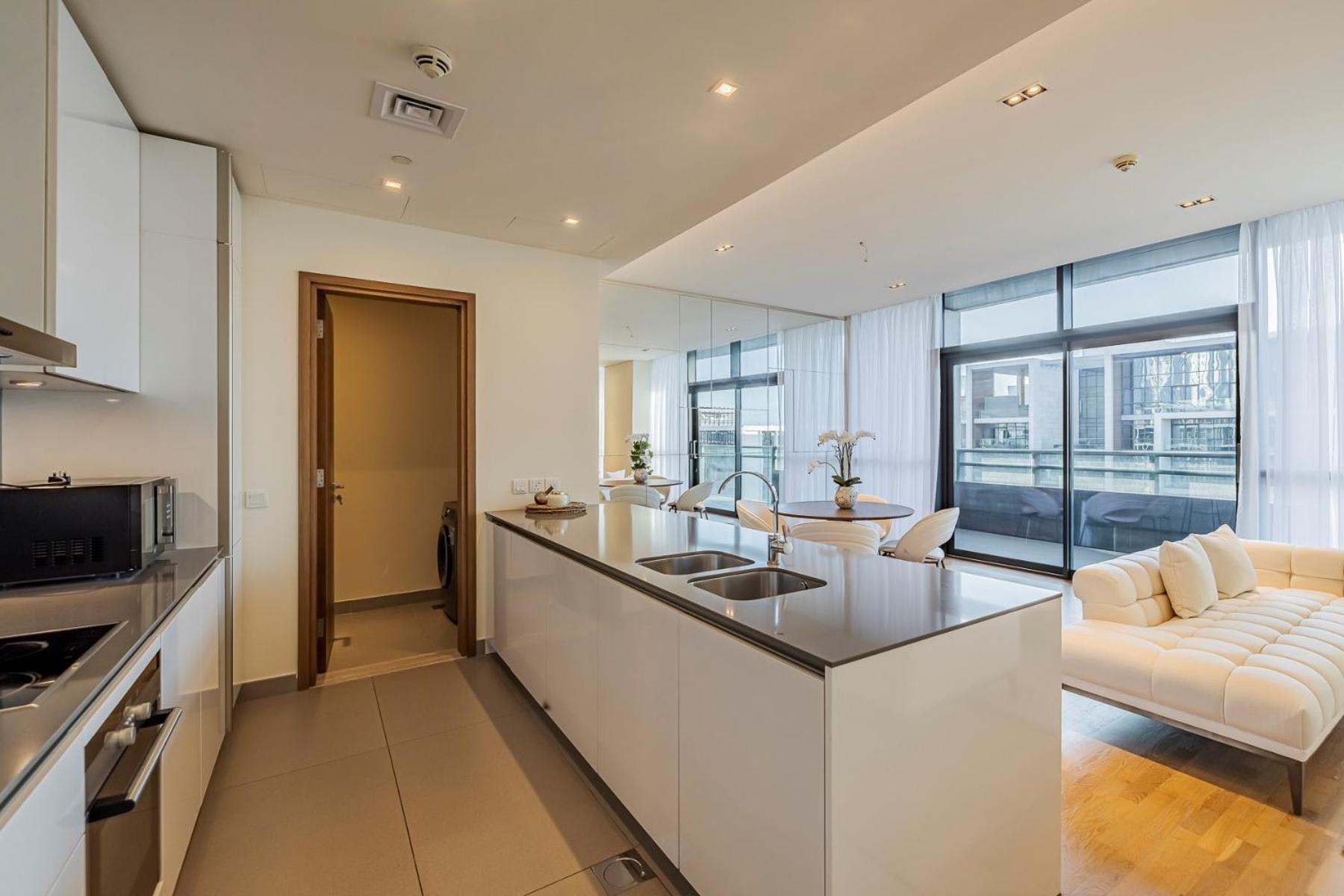 1 Bed Community View 5th Fl Walk B7 Apartment Dubai